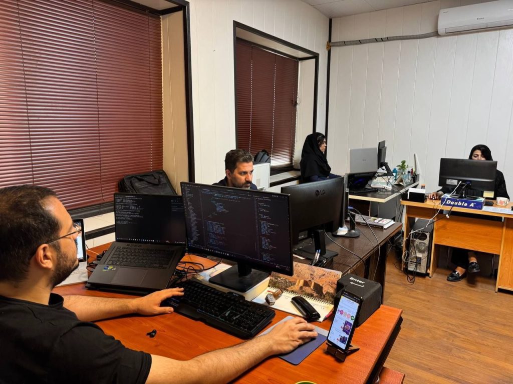 محیط کاری کتاب آنلاین